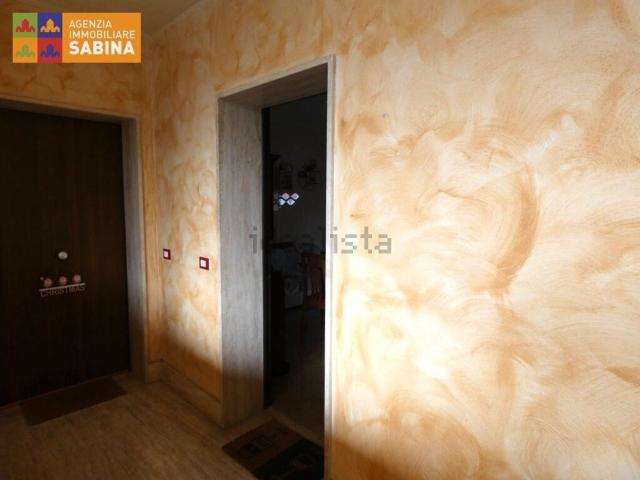 Appartamento in vendita a Borgo S.Antonio, Poggio Mirteto