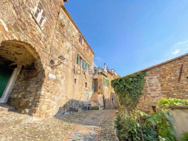 Appartamento in vendita a Cipressa, Liguria