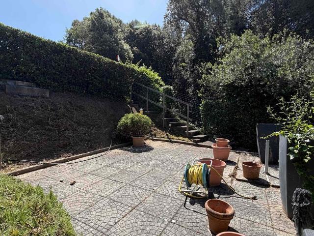 Attico in vendita a Rosignano Marittimo, Toscana