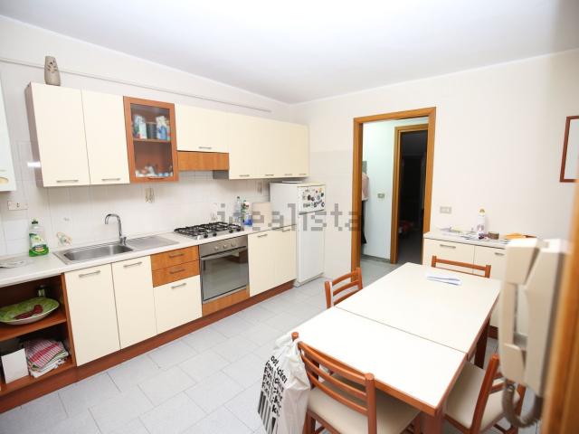 Appartamento in vendita a Quartiere dei poeti, Pineto