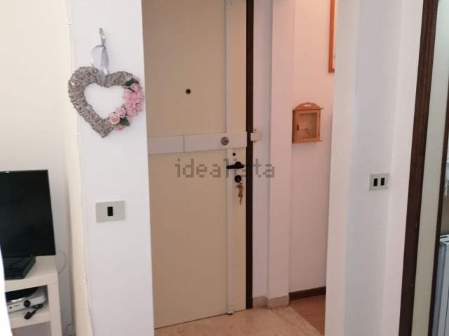 Appartamento in vendita a Pesaro, Pesaro E Urbino