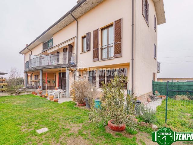 Appartamento in vendita a Albuzzano, Lombardia