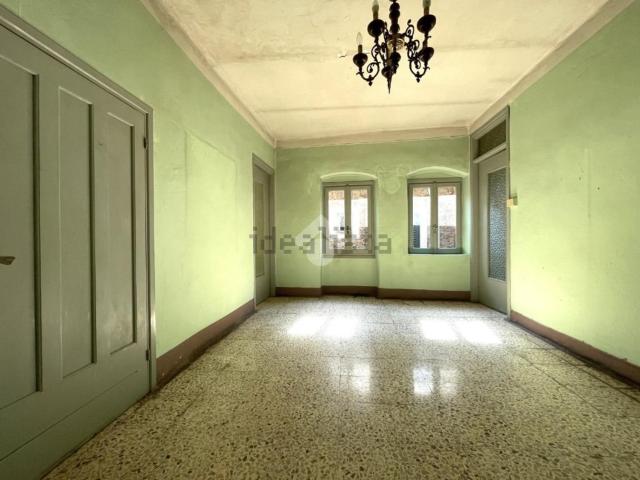 Appartamento in vendita a Vallecrosia, Liguria
