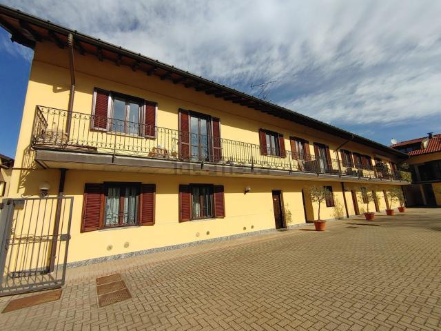 Appartamento in vendita a Gallarate, Lombardia