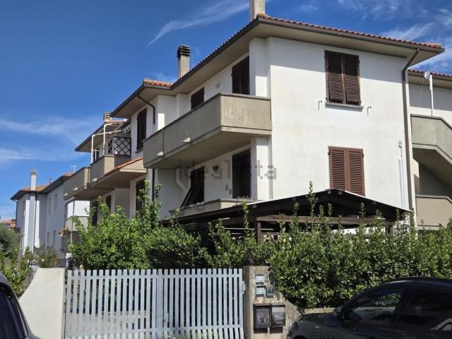 Appartamento in vendita a Rosignano Marittimo, Toscana
