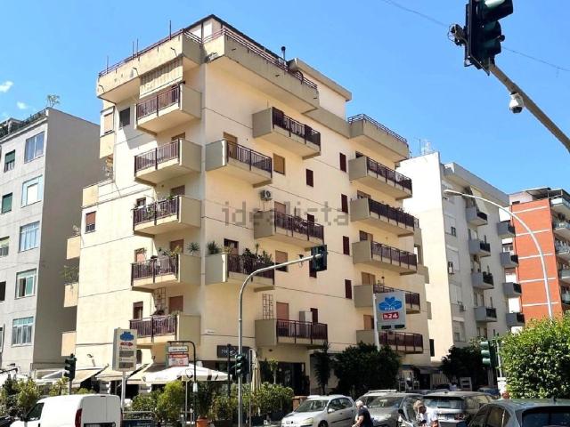 Attico in vendita a VI Circoscrizione, Palermo