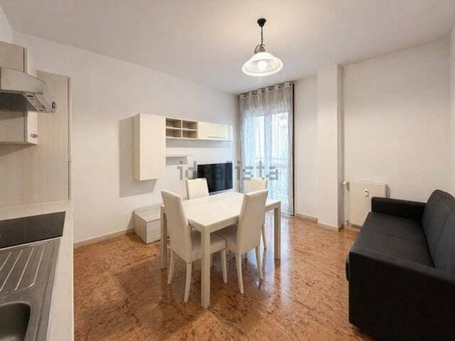 Appartamento in vendita a Biumo Superiore, Varese