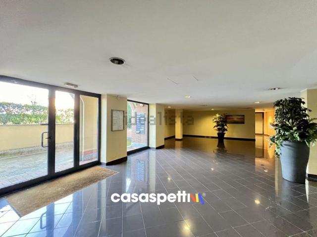 Appartamento in vendita a Opera, Milano