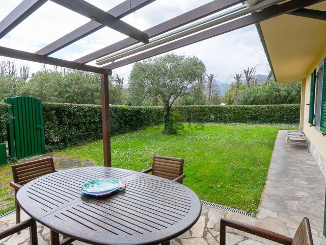 Appartamento in vendita a Marina di Pietrasanta, Pietrasanta