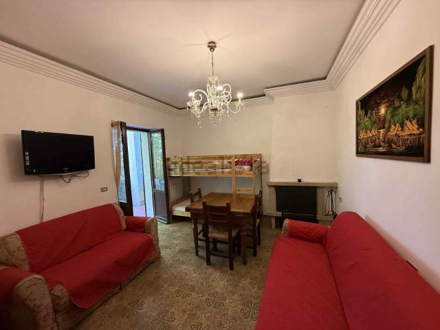 Appartamento in vendita a Costacciaro, Umbria