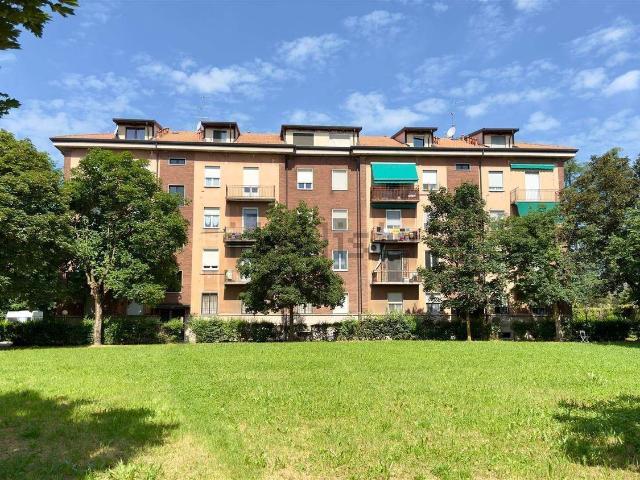 Appartamento in vendita a Arcore, Monza e della Brianza