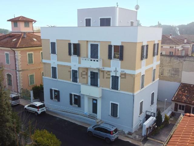 Appartamento in vendita a Centro storico, Marche