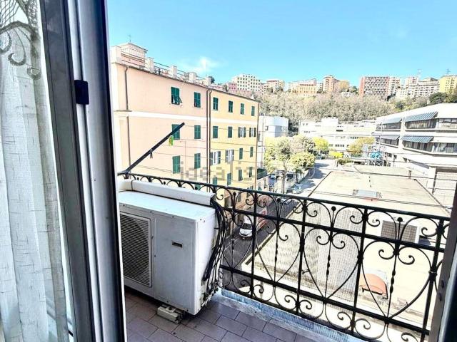 Appartamento in vendita a Medio Ponente, Serra Riccò