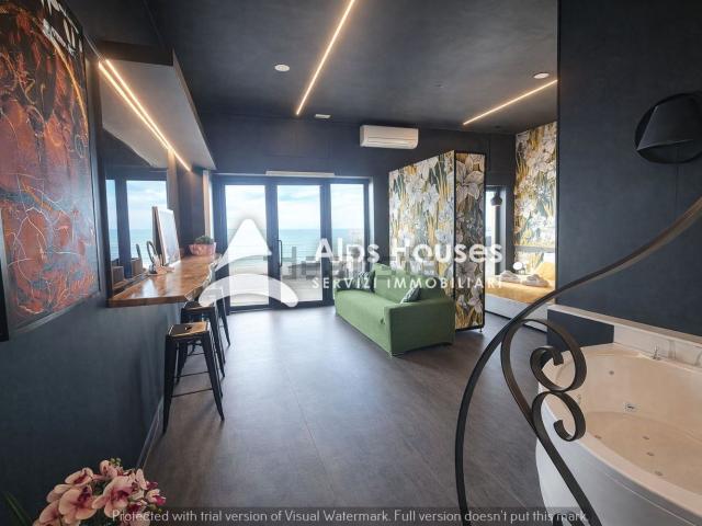 Appartamento in vendita a Vallecrosia, Liguria