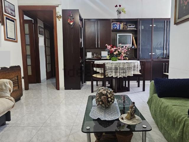 Appartamento in vendita a Fuorigrotta, Napoli