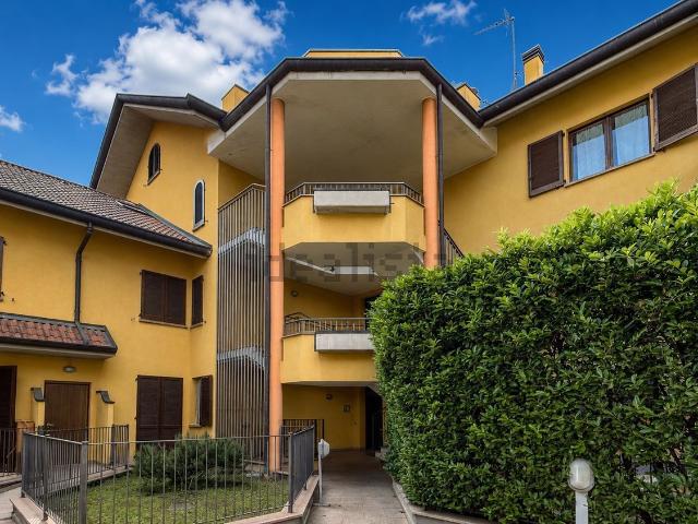 Appartamento in vendita a Unione Comuni Basiano Masate, Masate