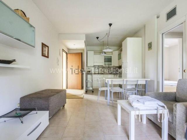 Appartamento in vendita a Montignoso, Toscana