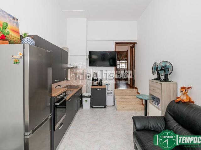 Appartamento in vendita a San Donato Milanese, Milano