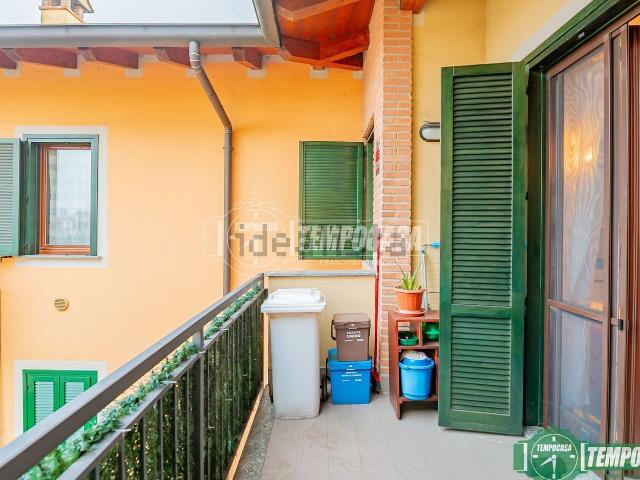 Appartamento in vendita a Castiraga Vidardo, Lombardia