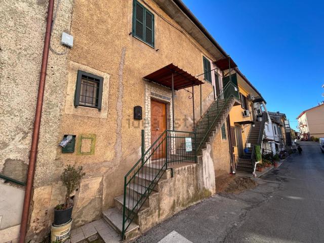 Appartamento in vendita a Vasanello, Lazio