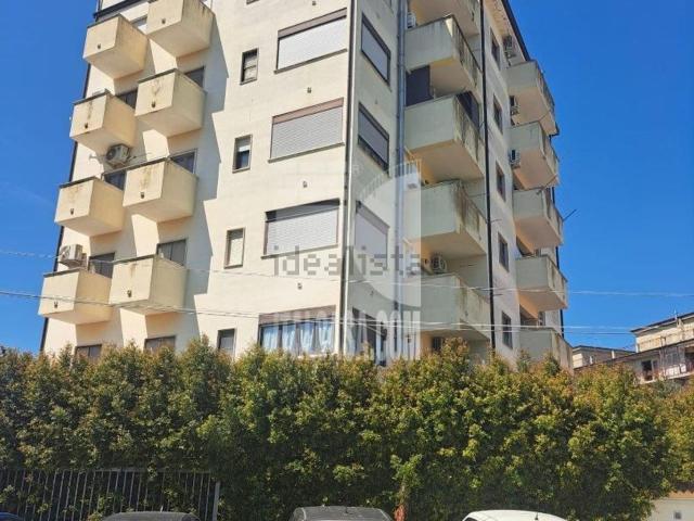 Appartamento in vendita a Calabria, Crotone