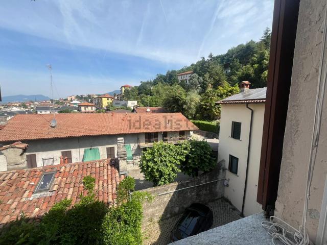 Appartamento in vendita a Interlegno, Como