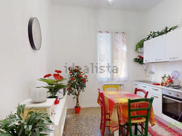 Appartamento in vendita a Vado Ligure, Liguria