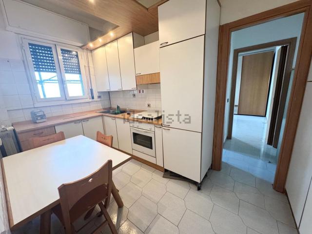 Appartamento in vendita a Trezzano Sul Naviglio, Lombardia