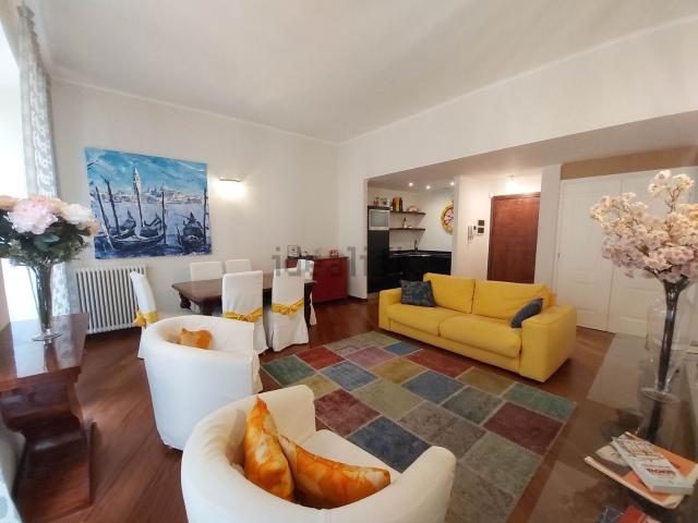 Appartamento in vendita a Carmine, Genova