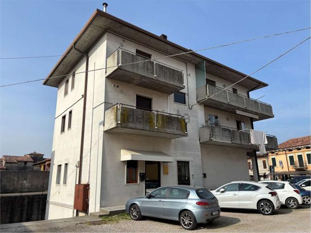Appartamento in vendita a Dosdega, Villafranca Di Verona