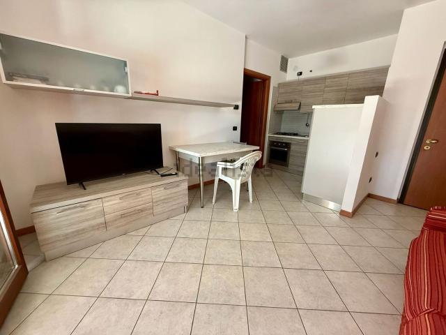 Appartamento in vendita a Roveda, Sedriano