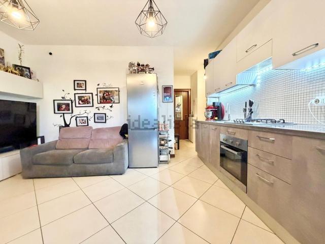 Appartamento in vendita a Guidonia Montecelio, Roma Capitale