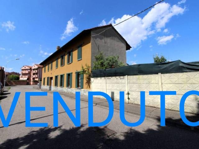 Appartamento in vendita a Bareggio, Lombardia
