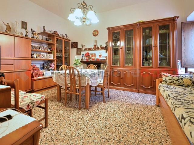 Appartamento in vendita a Varedo, Lombardia