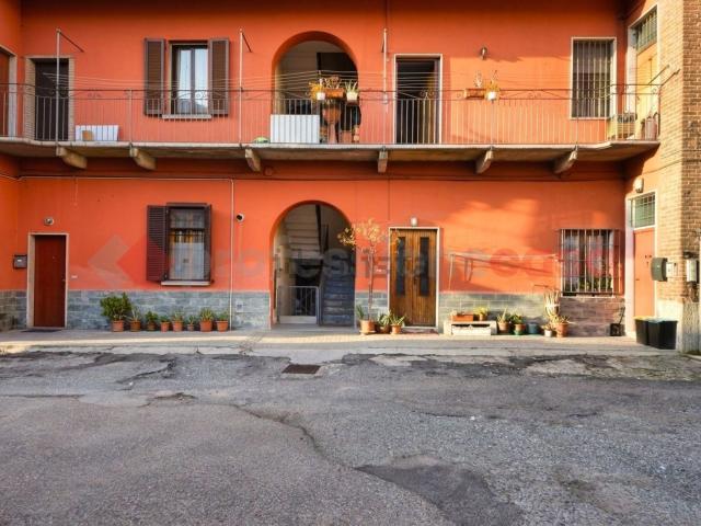 Appartamento in vendita a Varedo, Lombardia