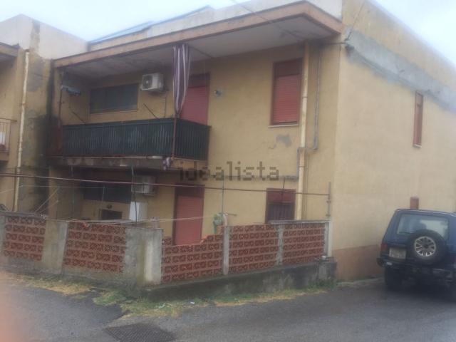 Appartamento in vendita a Pace Del Mela, Sicilia