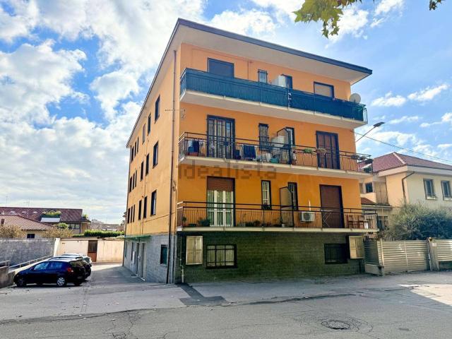Appartamento in vendita a Cesano Maderno, Lombardia