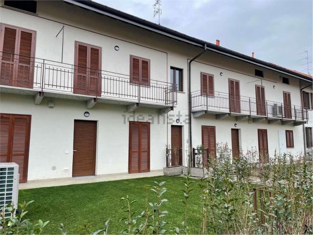 Appartamento in vendita a Vergiate, Lombardia