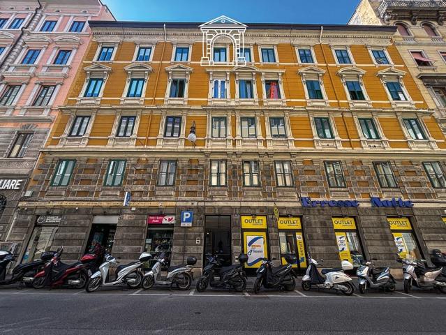 Appartamento in vendita a Città Nuova-Barriera Nuova-San Vito-Città Vecchia, Villa Opicina