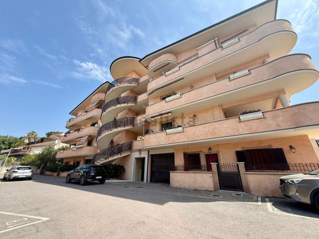 Appartamento in vendita a Santa Lucia, Roma Capitale