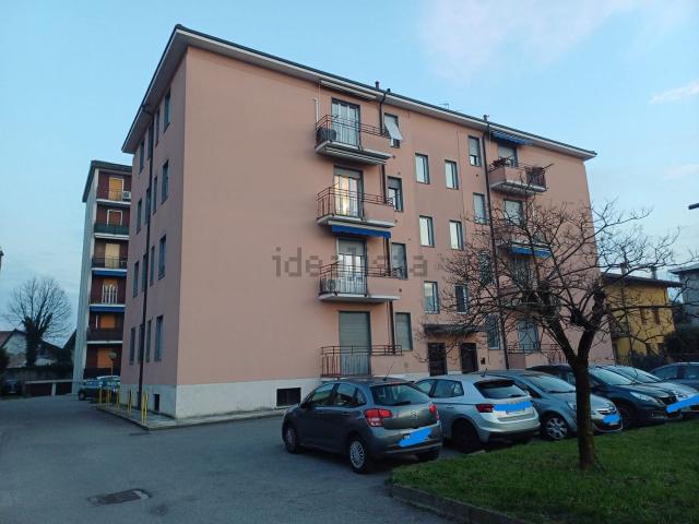 Appartamento in vendita a Agrate Brianza, Lombardia
