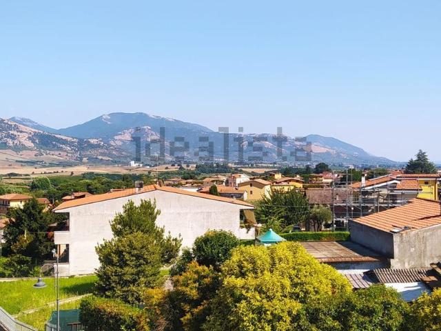 Appartamento in vendita a Valle Mazzone, Roma Capitale