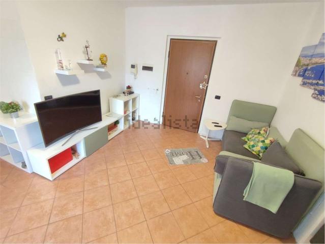 Appartamento in vendita a Villa Fornaci, Bellinzago Lombardo