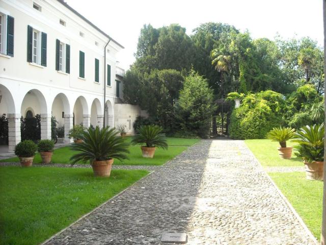 Appartamento in vendita a Portese, San Felice del Benaco