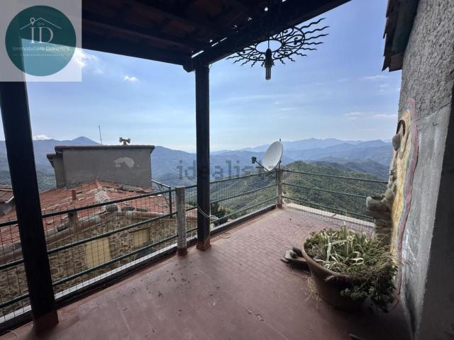 Appartamento in vendita a Bajardo, Provincia di Imperia