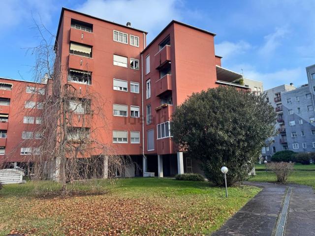 Appartamento in vendita a Rovagnasco, Segrate
