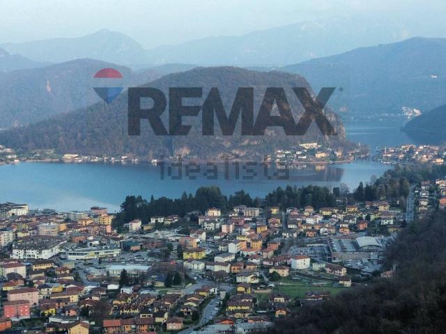Appartamento in vendita a Comunità Montana del Piambello, Cadegliano
