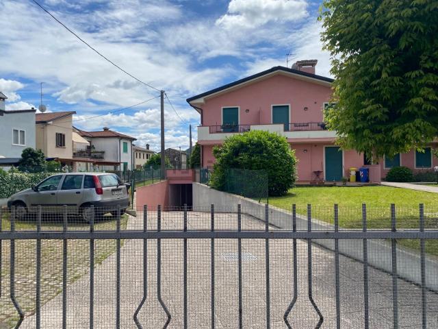 Appartamento in vendita a Galzignano Terme, Veneto
