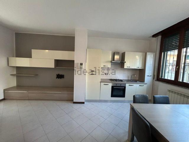 Appartamento in vendita a Cesano Maderno, Lombardia