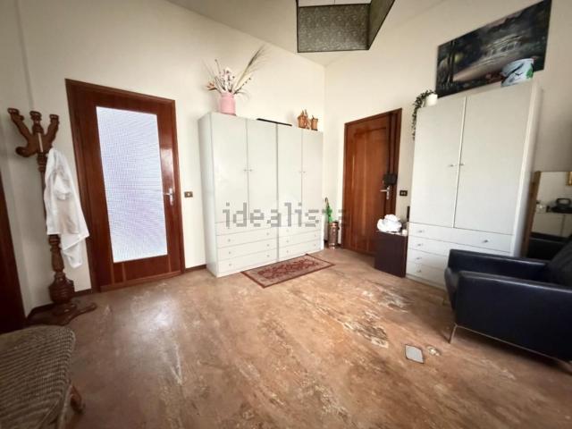 Appartamento in vendita a Gorlago, Lombardia